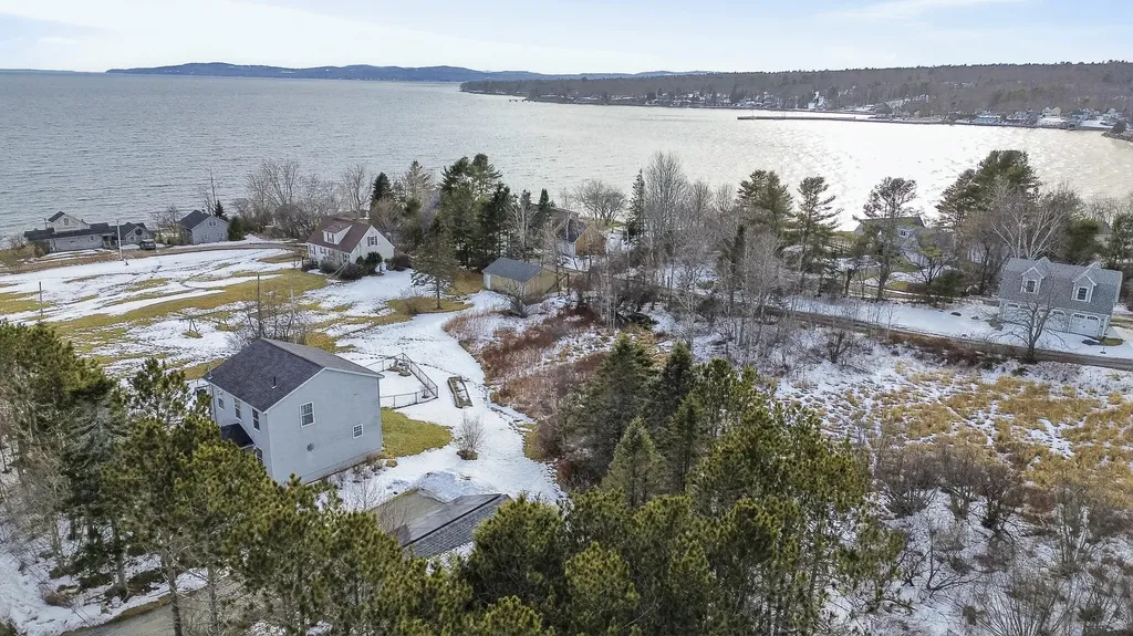 8 Summer Street Searsport ME 04974
