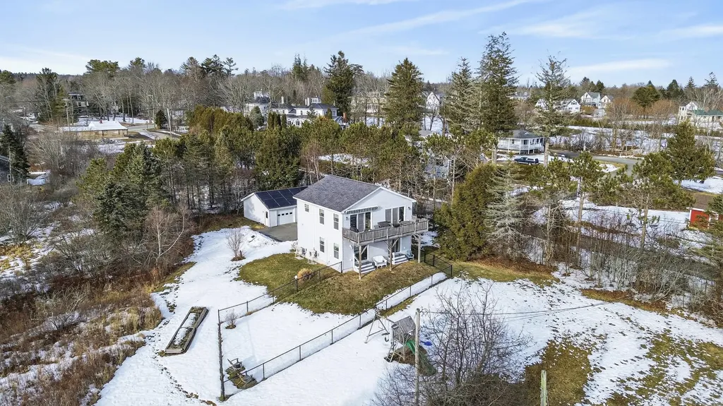 8 Summer Street Searsport ME 04974