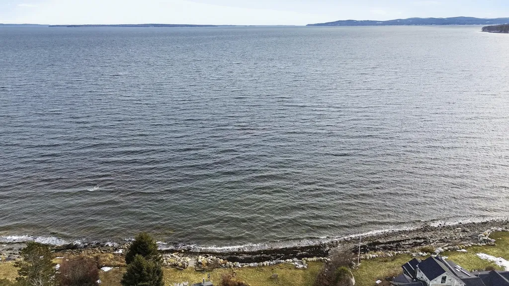 8 Summer Street Searsport ME 04974