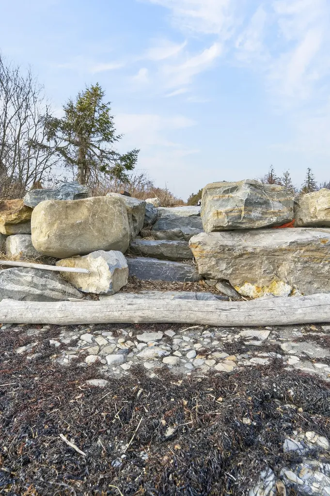 8 Summer Street Searsport ME 04974