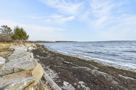 8 Summer Street Searsport ME 04974