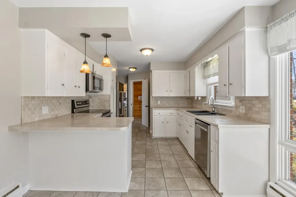 5 Robert Street Winslow ME 04901