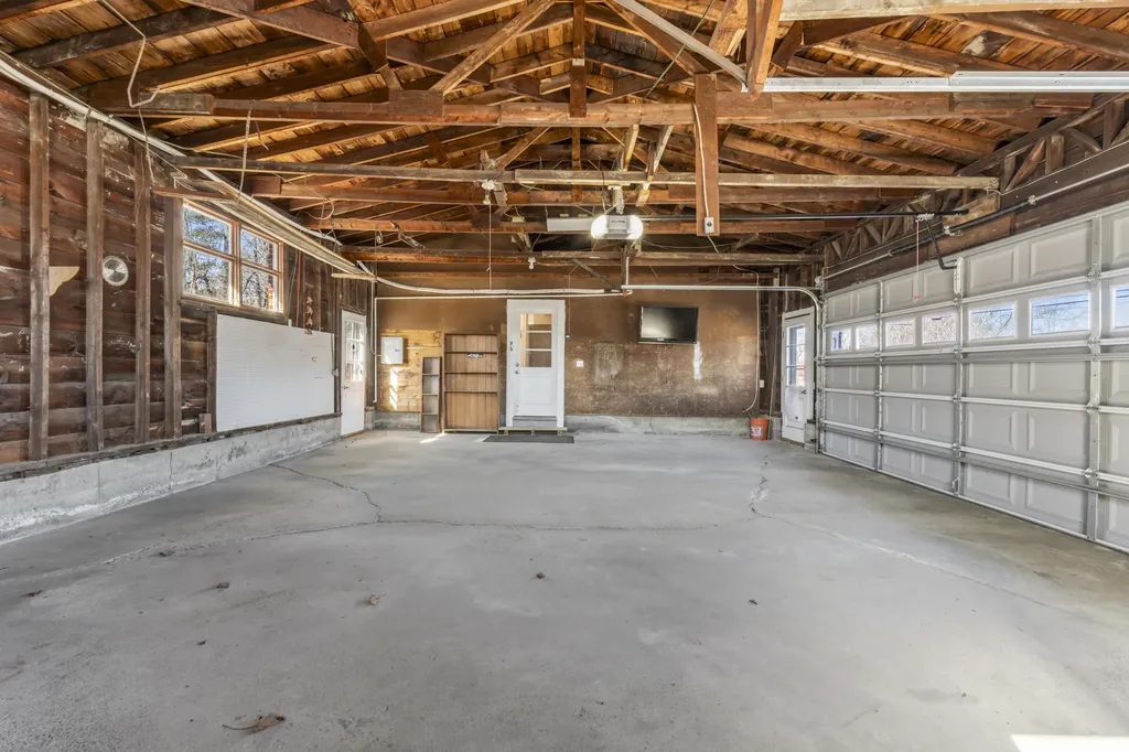 5 Robert Street Winslow ME 04901