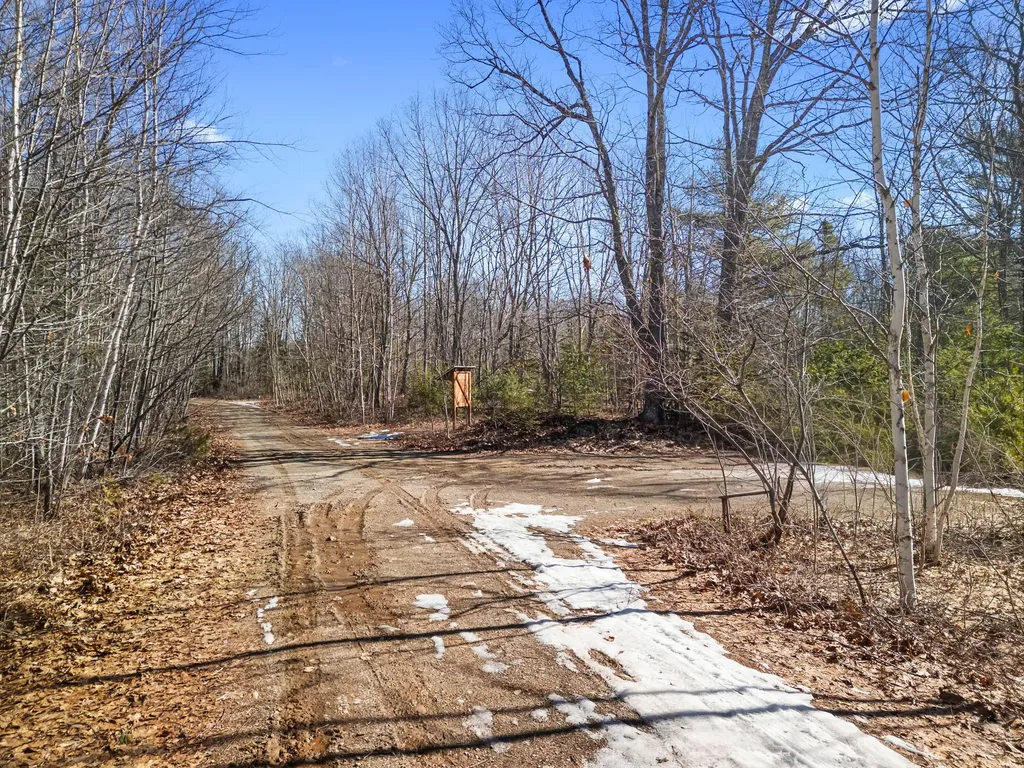 180 Burket Mill Road Waldoboro ME 04572