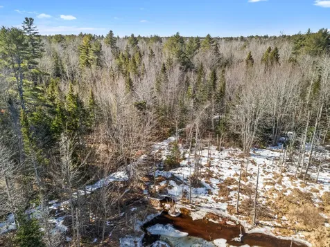 180 Burket Mill Road Waldoboro ME 04572