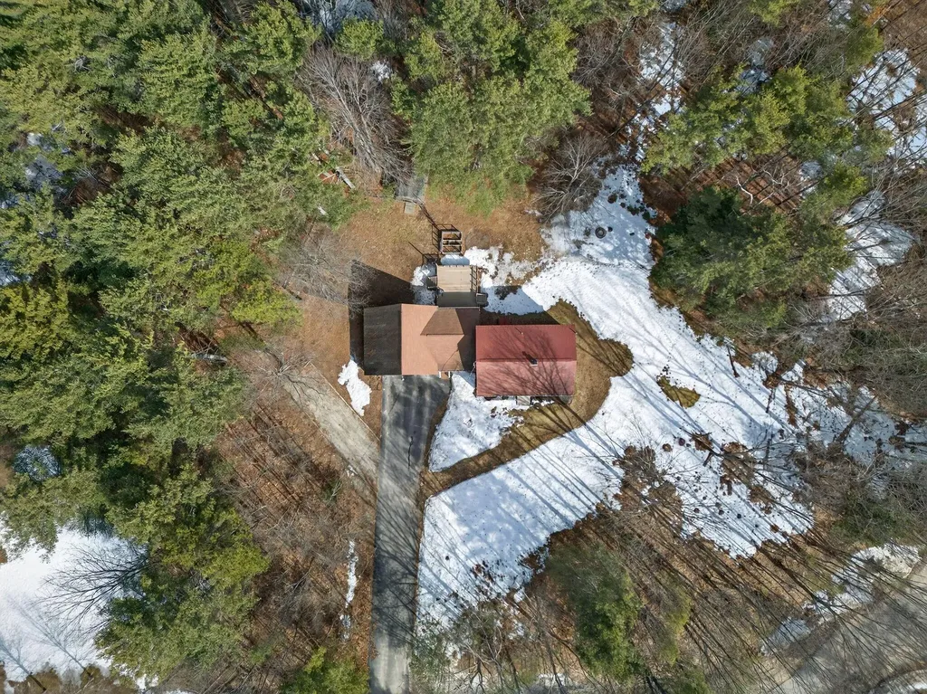10 Deerfield Circle Standish ME 04084