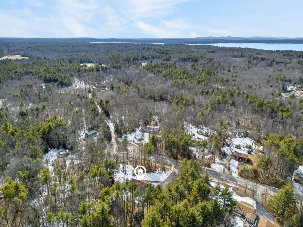 10 Deerfield Circle Standish ME 04084