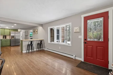 10 Deerfield Circle Standish ME 04084