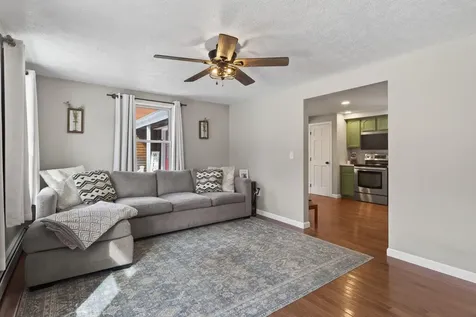 10 Deerfield Circle Standish ME 04084