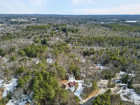 10 Deerfield Circle Standish ME 04084