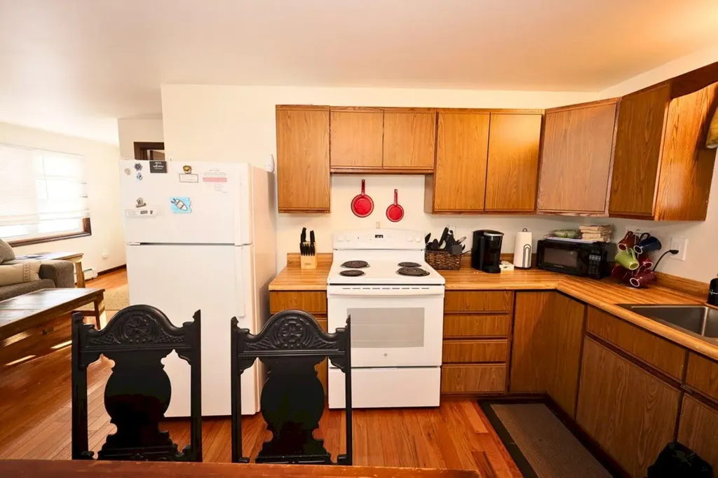 37 Williams Road Vassalboro ME 04989