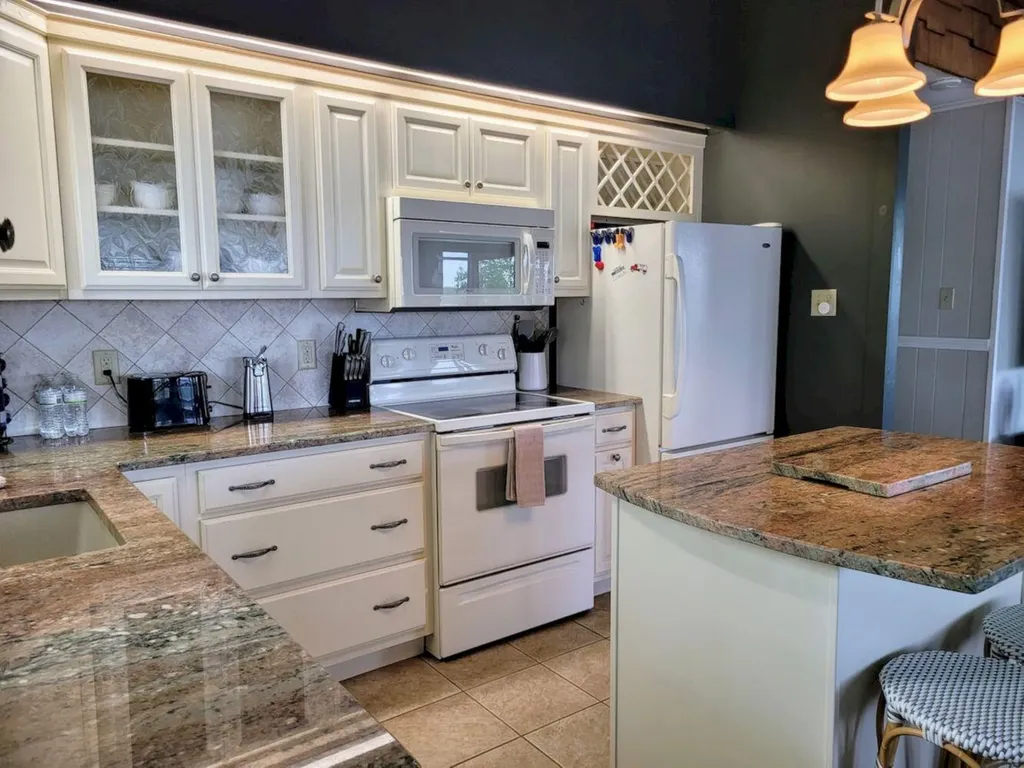37 Williams Road Vassalboro ME 04989