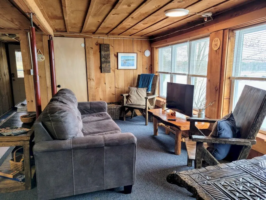 37 Williams Road Vassalboro ME 04989