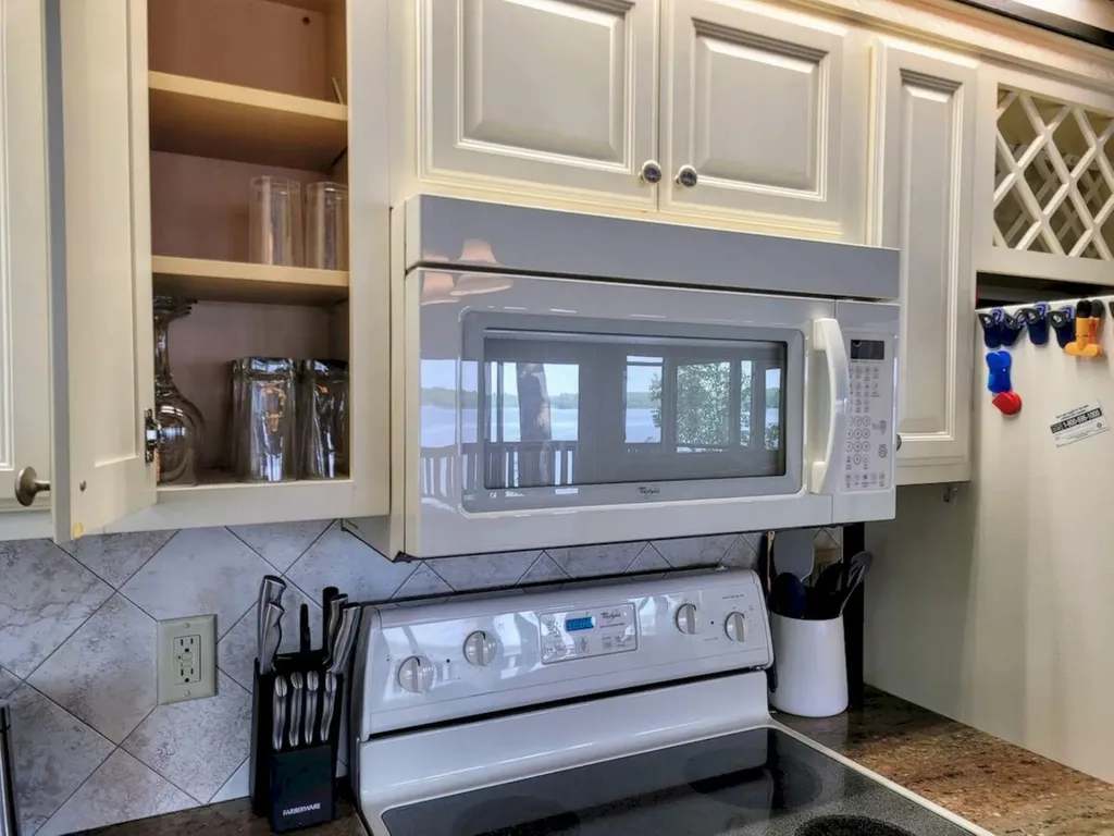 37 Williams Road Vassalboro ME 04989