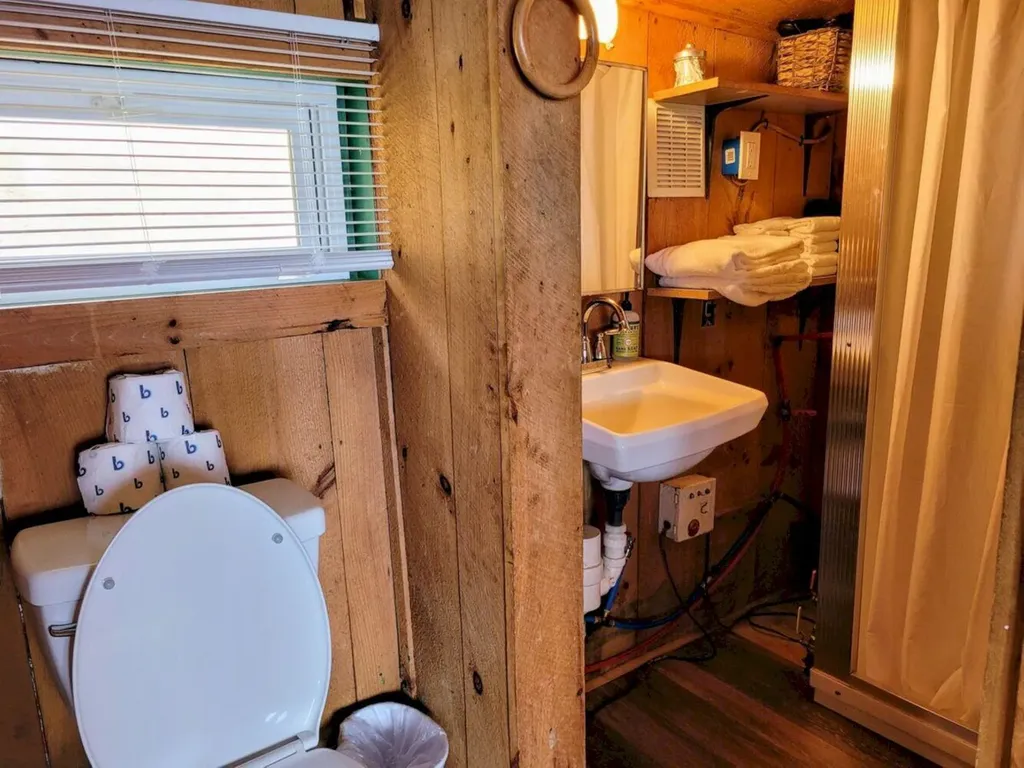 37 Williams Road Vassalboro ME 04989