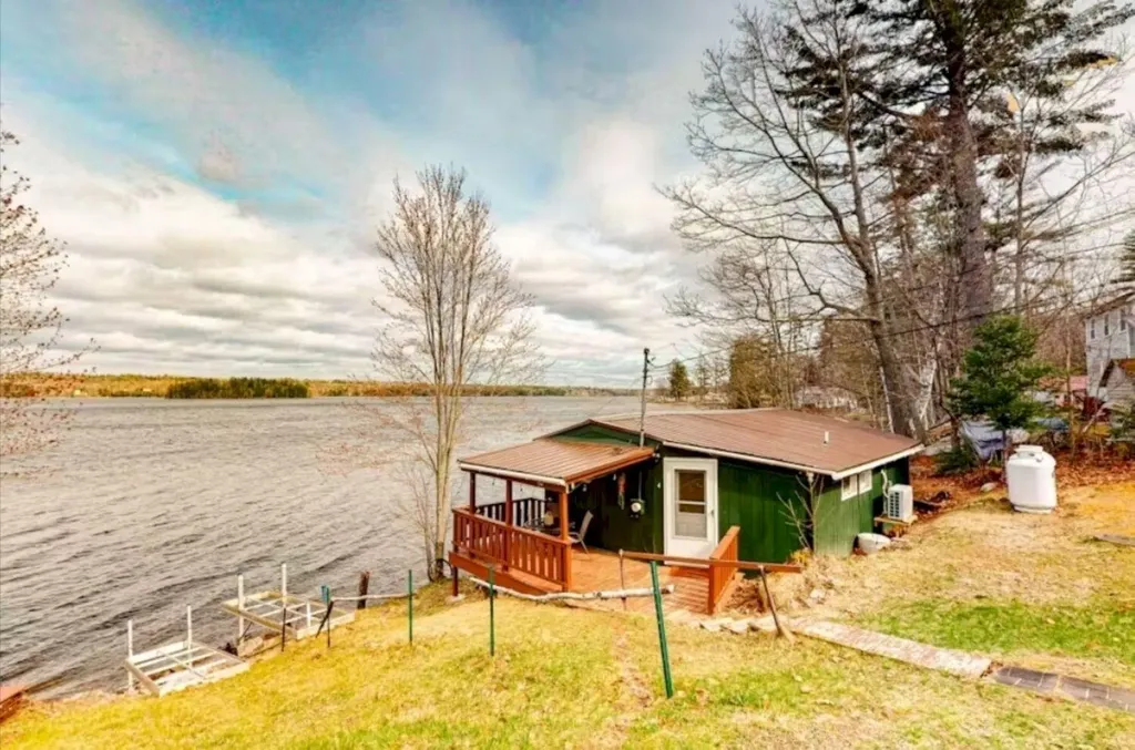 37 Williams Road Vassalboro ME 04989