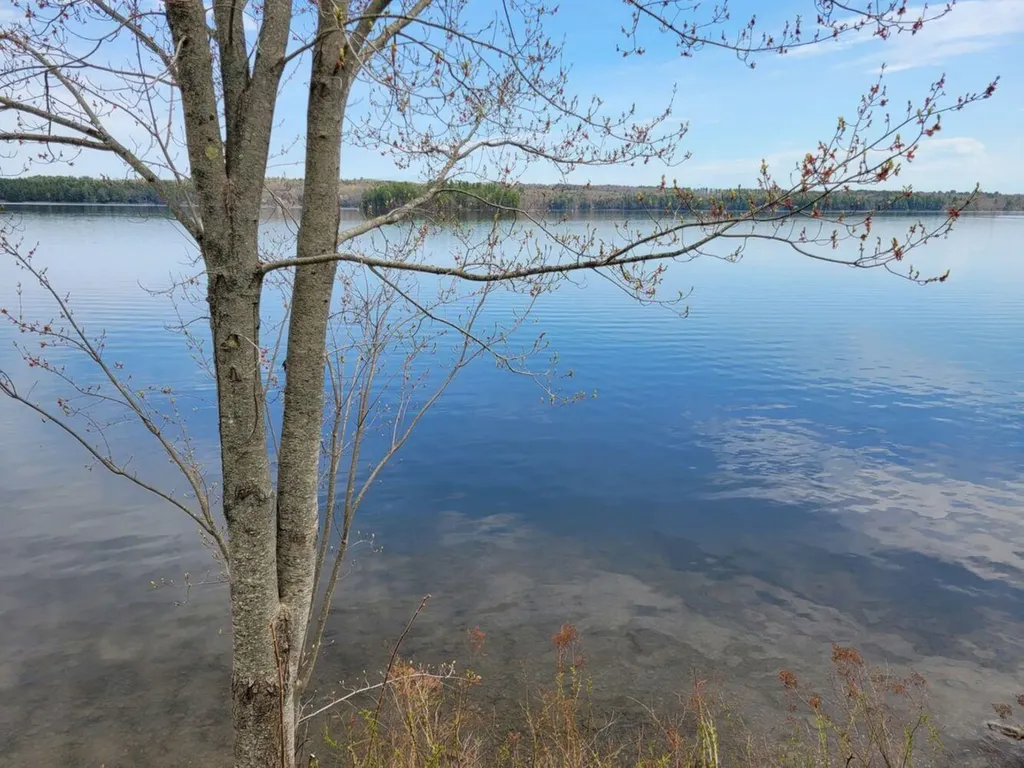 37 Williams Road Vassalboro ME 04989