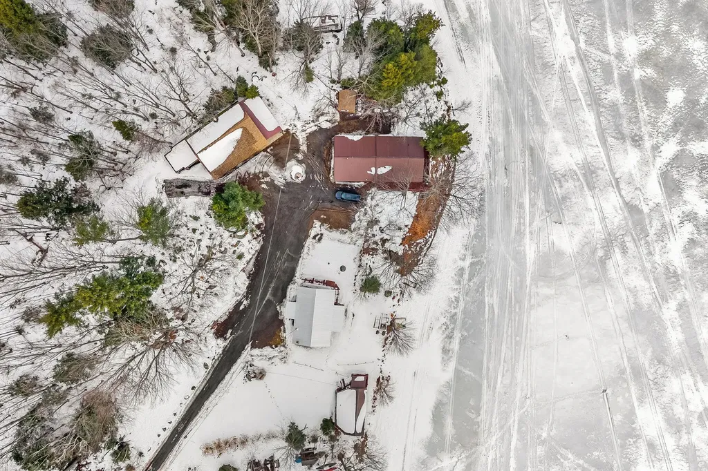 37 Williams Road Vassalboro ME 04989