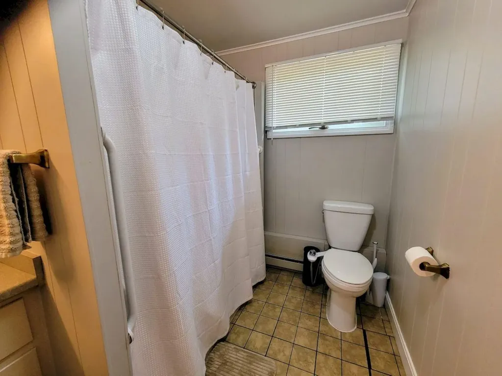 37 Williams Road Vassalboro ME 04989