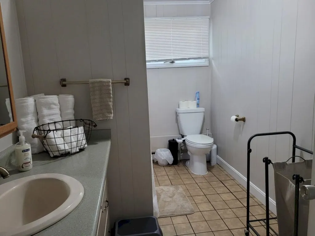 37 Williams Road Vassalboro ME 04989