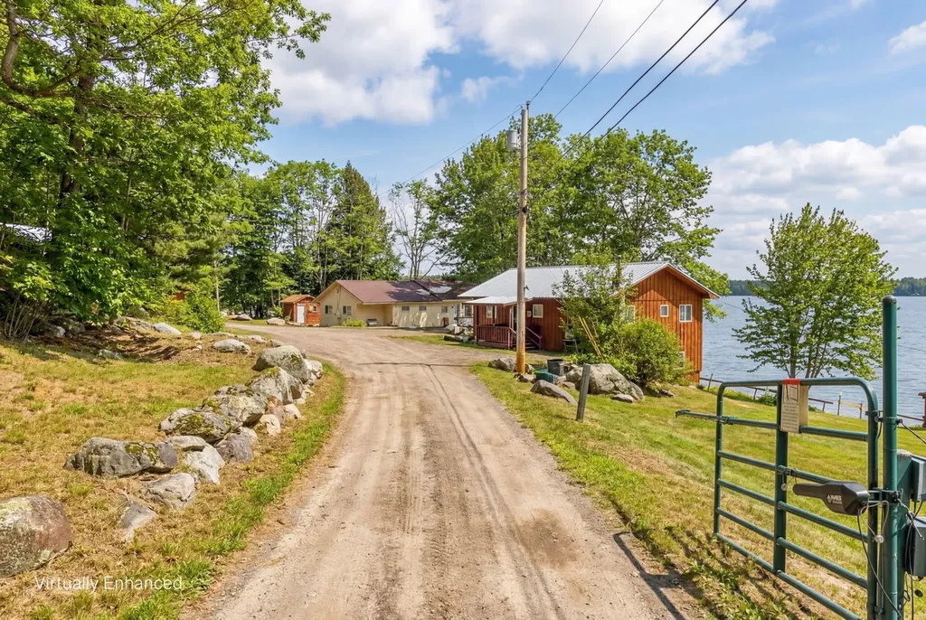 37 Williams Road Vassalboro ME 04989