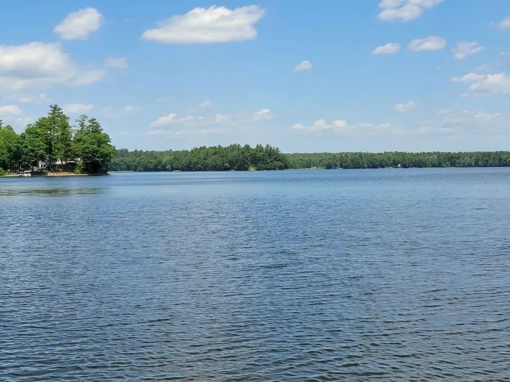 37 Williams Road Vassalboro ME 04989