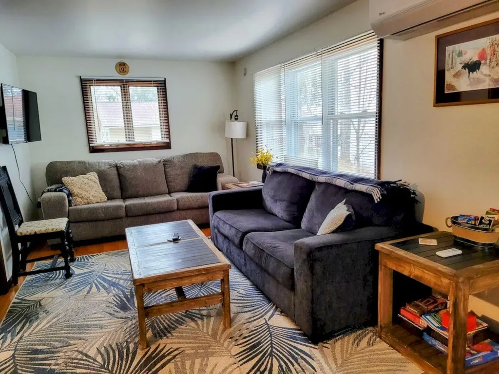 37 Williams Road Vassalboro ME 04989