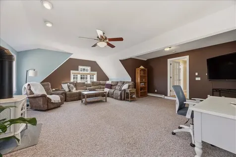 2 Bornheimer Place Scarborough ME 04074