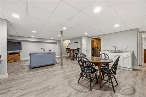2 Bornheimer Place Scarborough ME 04074