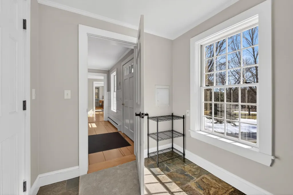 347 Alexander Road Dresden ME 04342
