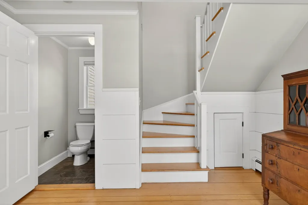 347 Alexander Road Dresden ME 04342