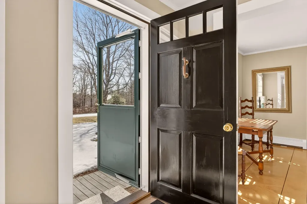 347 Alexander Road Dresden ME 04342