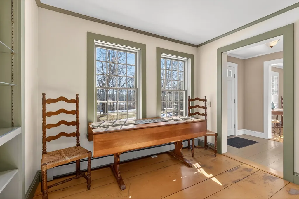 347 Alexander Road Dresden ME 04342