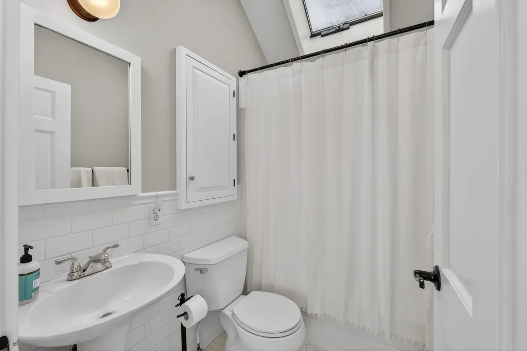 347 Alexander Road Dresden ME 04342