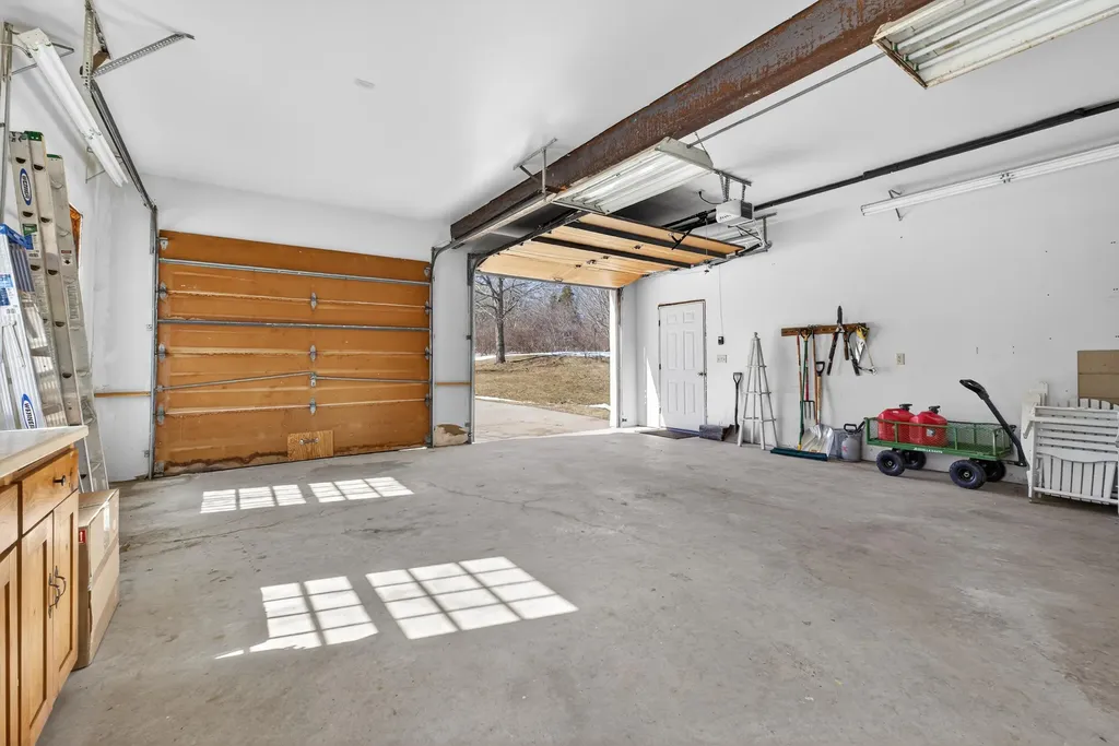 347 Alexander Road Dresden ME 04342