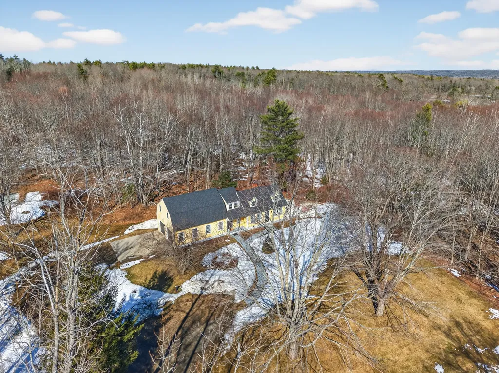 347 Alexander Road Dresden ME 04342