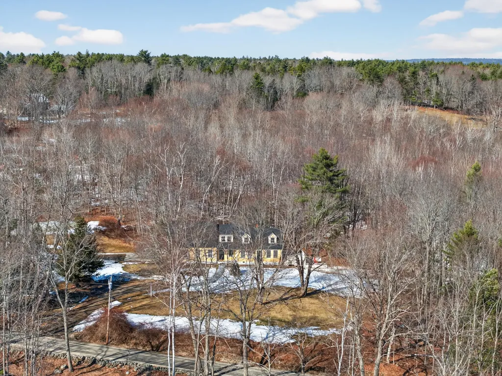 347 Alexander Road Dresden ME 04342
