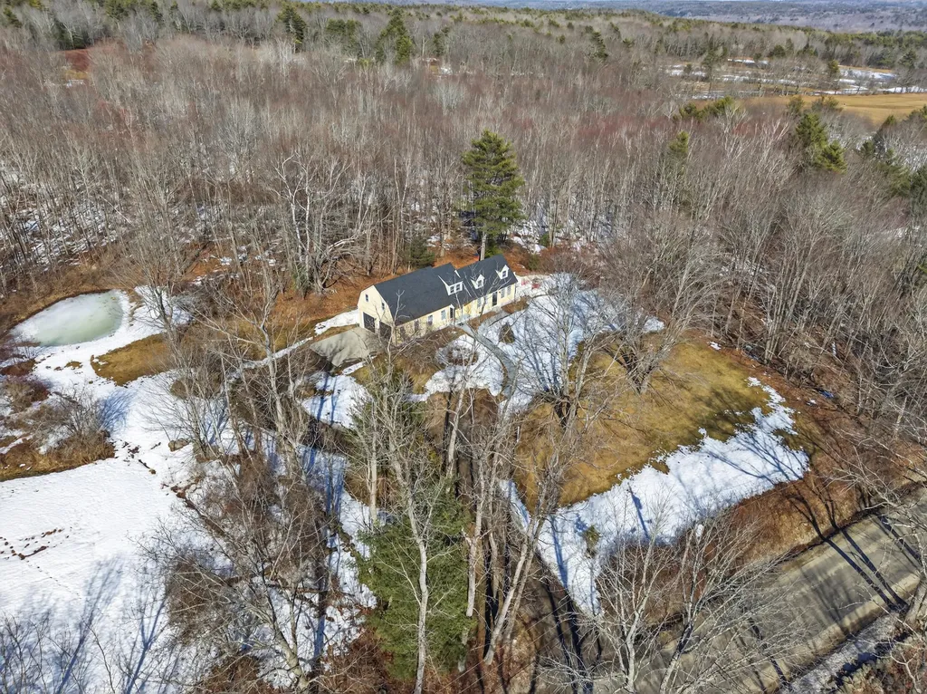 347 Alexander Road Dresden ME 04342