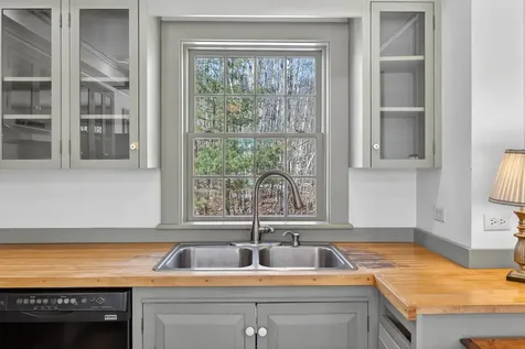 347 Alexander Road Dresden ME 04342