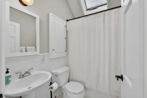 347 Alexander Road Dresden ME 04342
