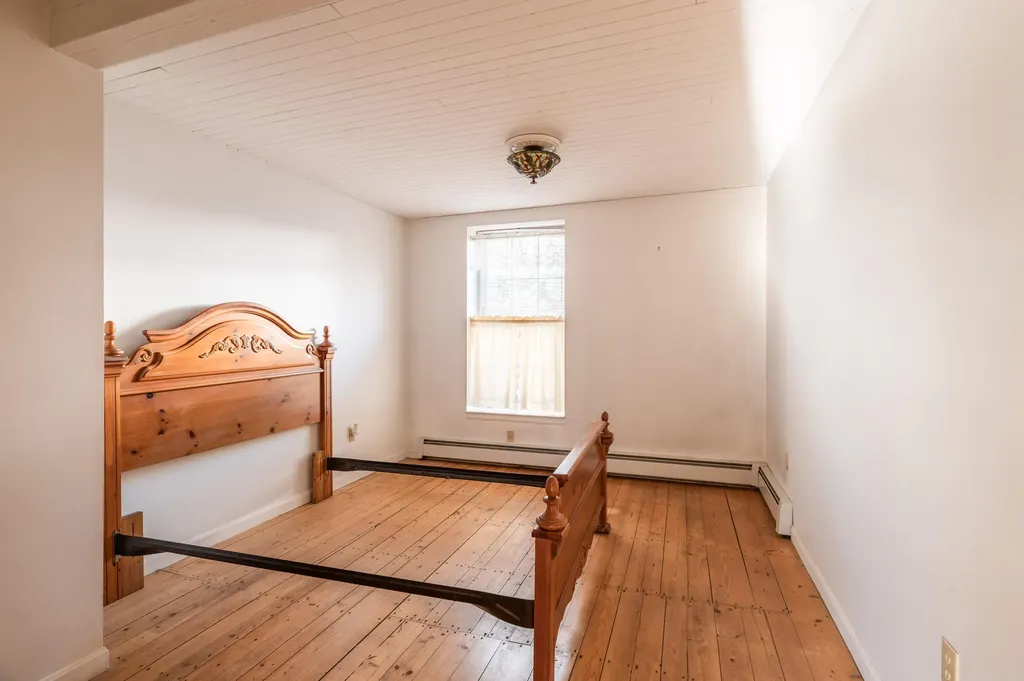 75 Main Road Charleston ME 04422