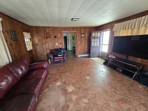 129 W Hill Road Gardiner ME 04345