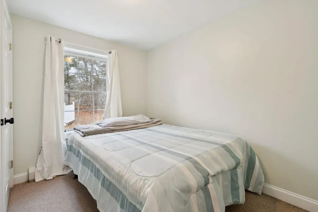 6B Meadow View Drive Sanford ME 04073