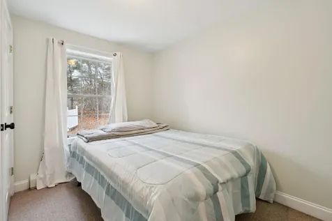 6B Meadow View Drive Sanford ME 04073