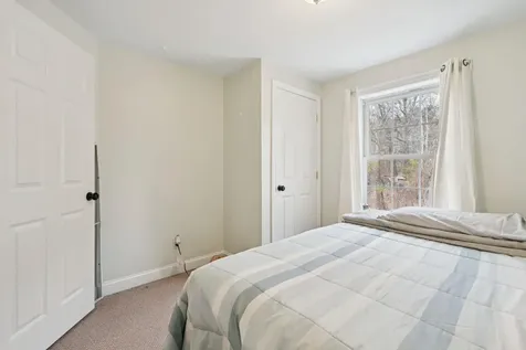 6B Meadow View Drive Sanford ME 04073