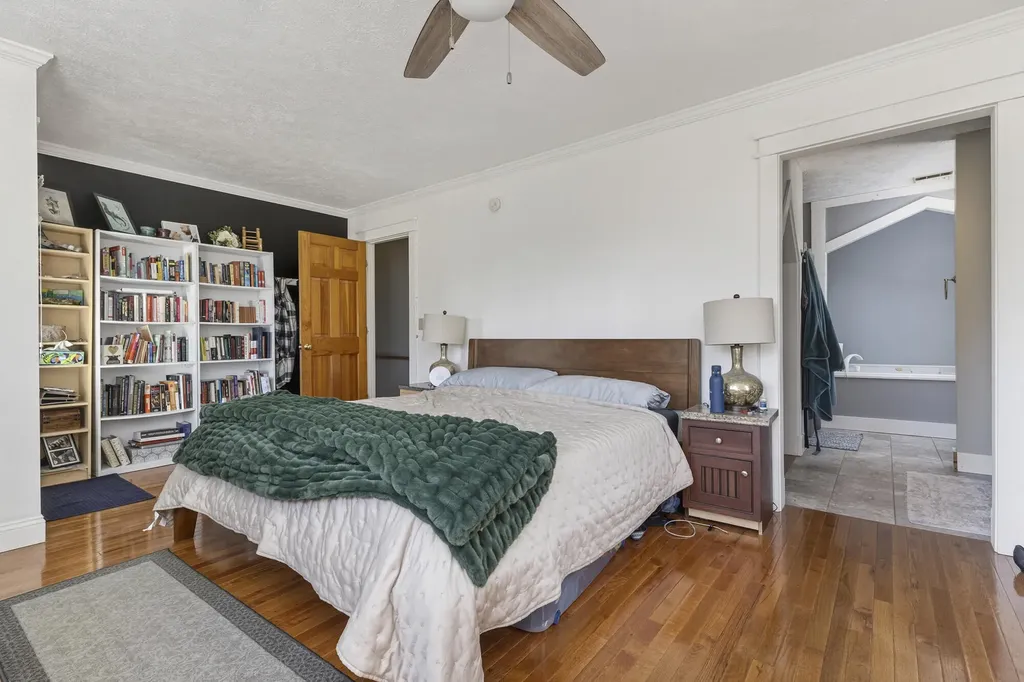 589 King Street Oxford ME 04270