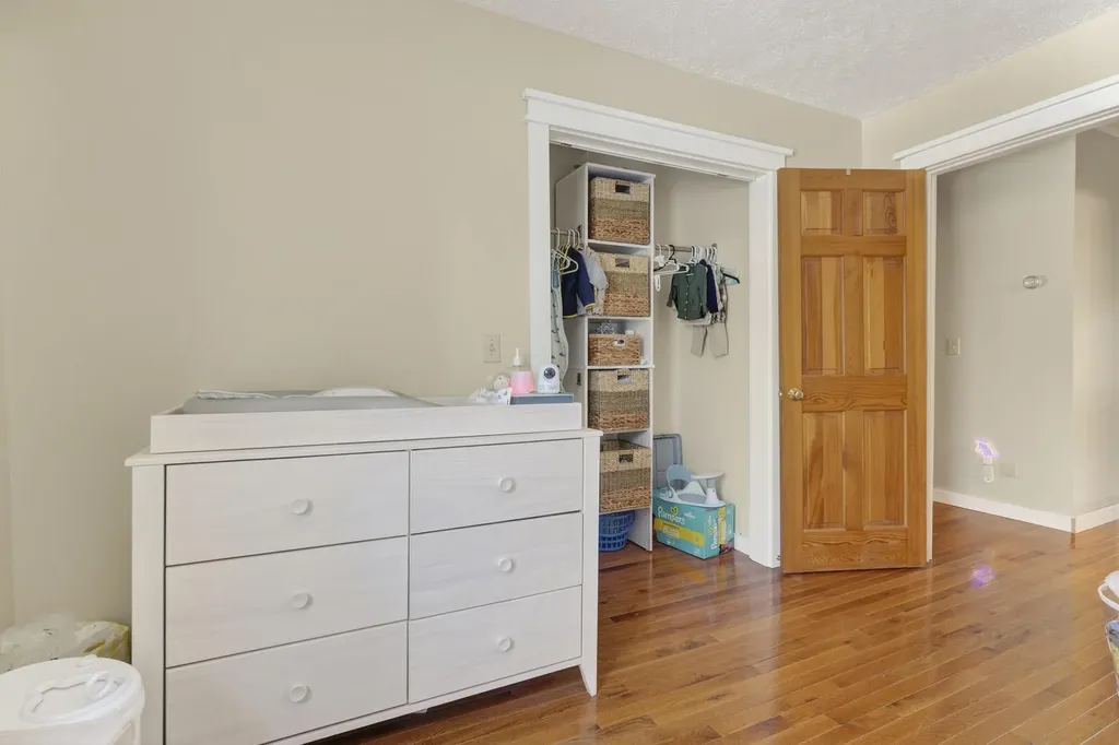 589 King Street Oxford ME 04270