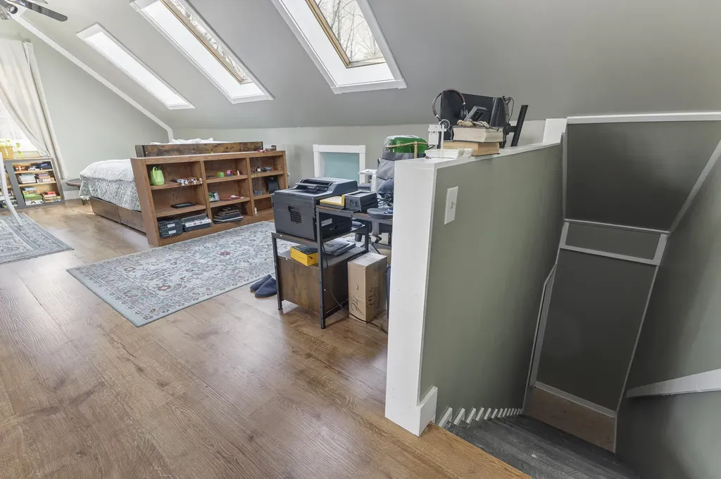 589 King Street Oxford ME 04270