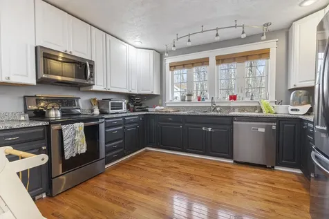 589 King Street Oxford ME 04270
