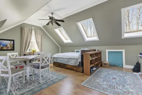 589 King Street Oxford ME 04270
